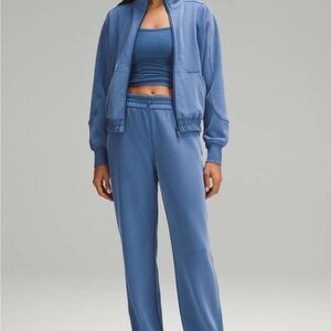 LULULEMON softstream Women's Blue Tracksuit Set pants 8 jacket 6